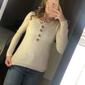 American Eagle long sleeve shirt